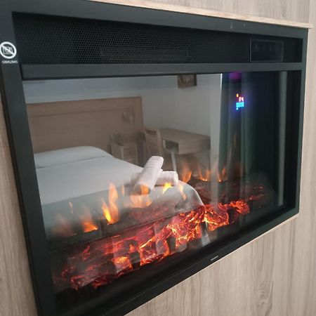 Apartamentosturisticos Avila Puerta Del Alcazar 0-1 Ngoại thất bức ảnh