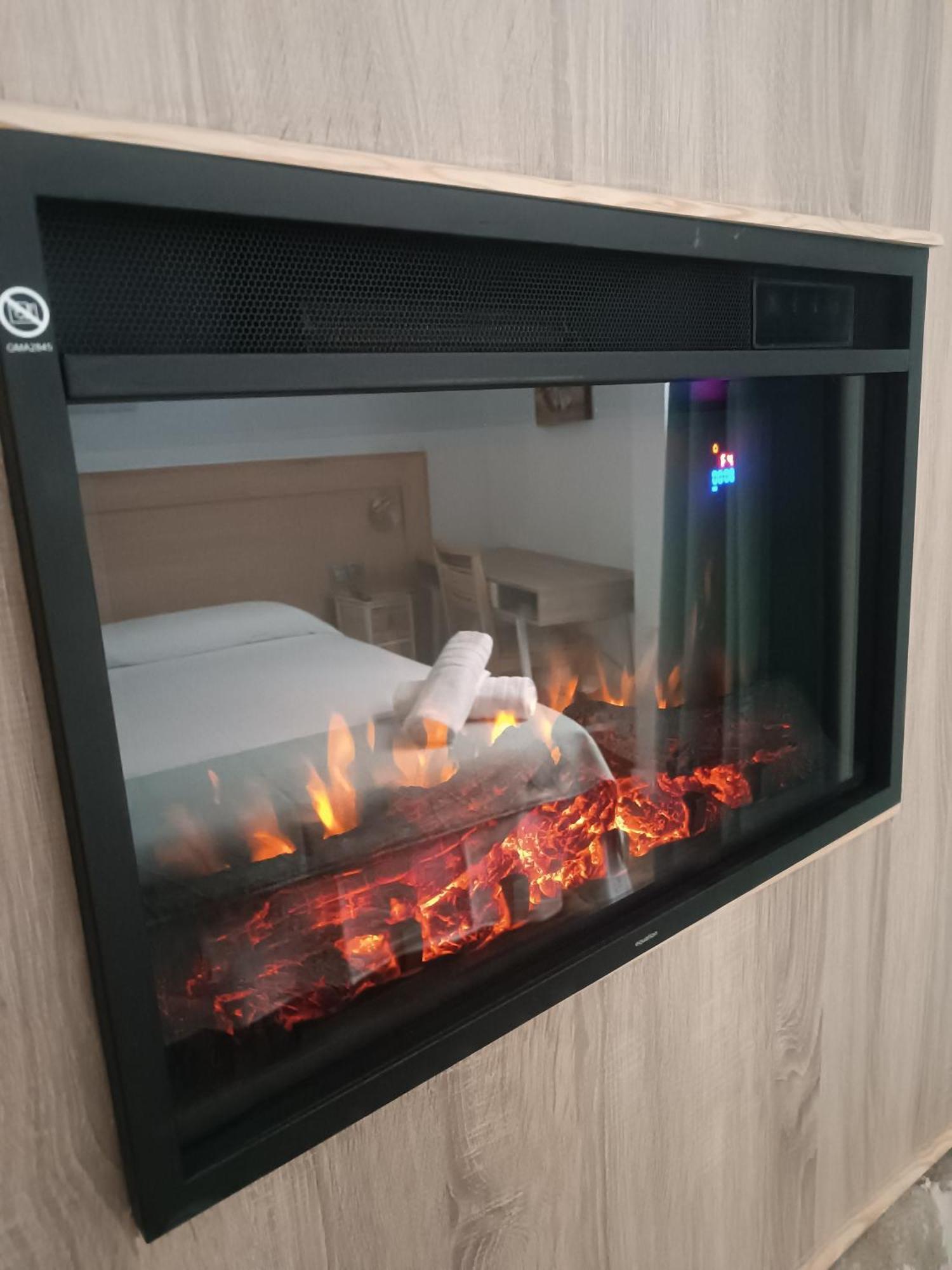 Apartamentosturisticos Avila Puerta Del Alcazar 0-1 Ngoại thất bức ảnh